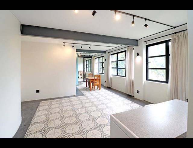 4 BEDROOM HOUSE TO LET IN WESTCLIFF